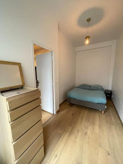 Confortable Appartement 3 Pieces Flatters Париж Екстериор снимка