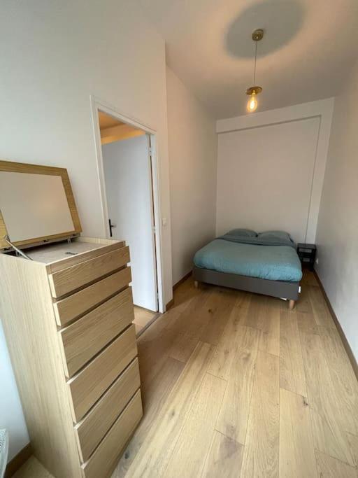 Confortable Appartement 3 Pieces Flatters Париж Екстериор снимка