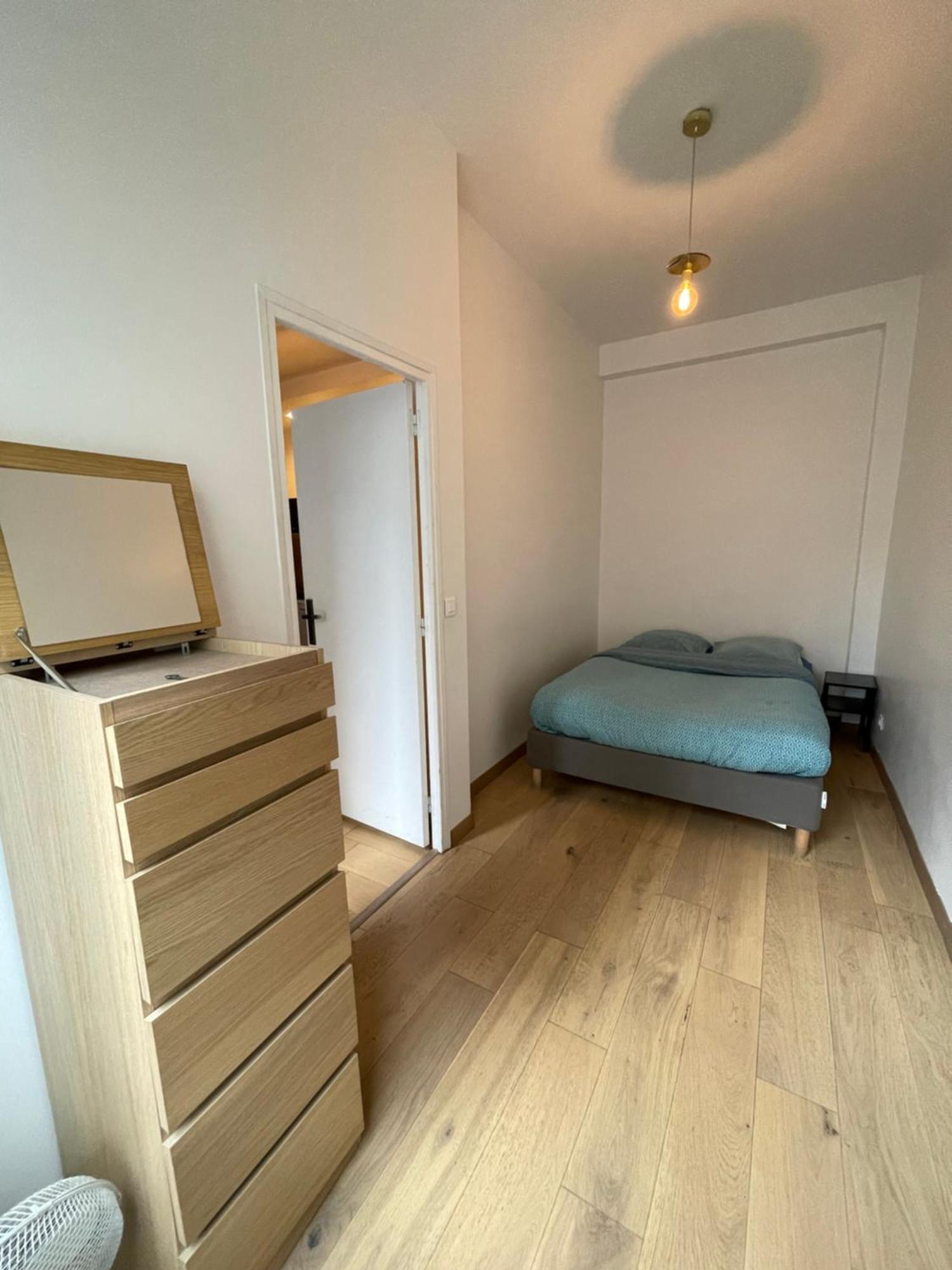 Confortable Appartement 3 Pieces Flatters Париж Екстериор снимка